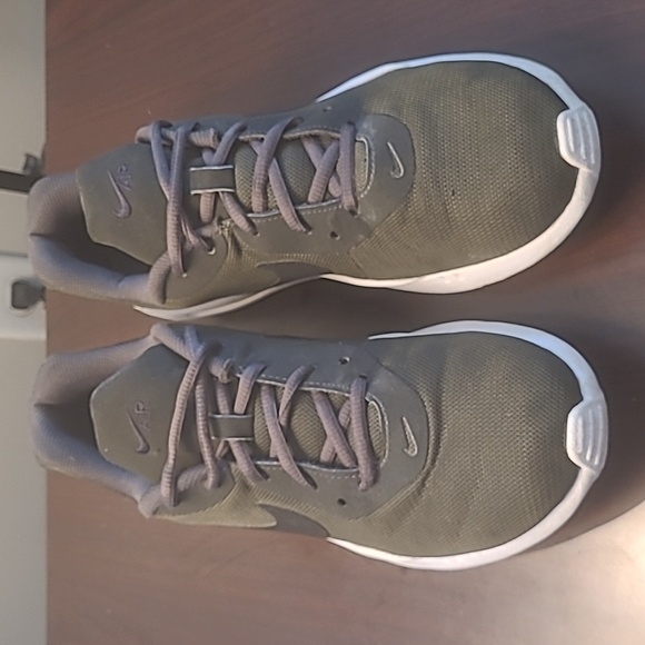 Nike air max oketo olive green - Picture 2 of 6